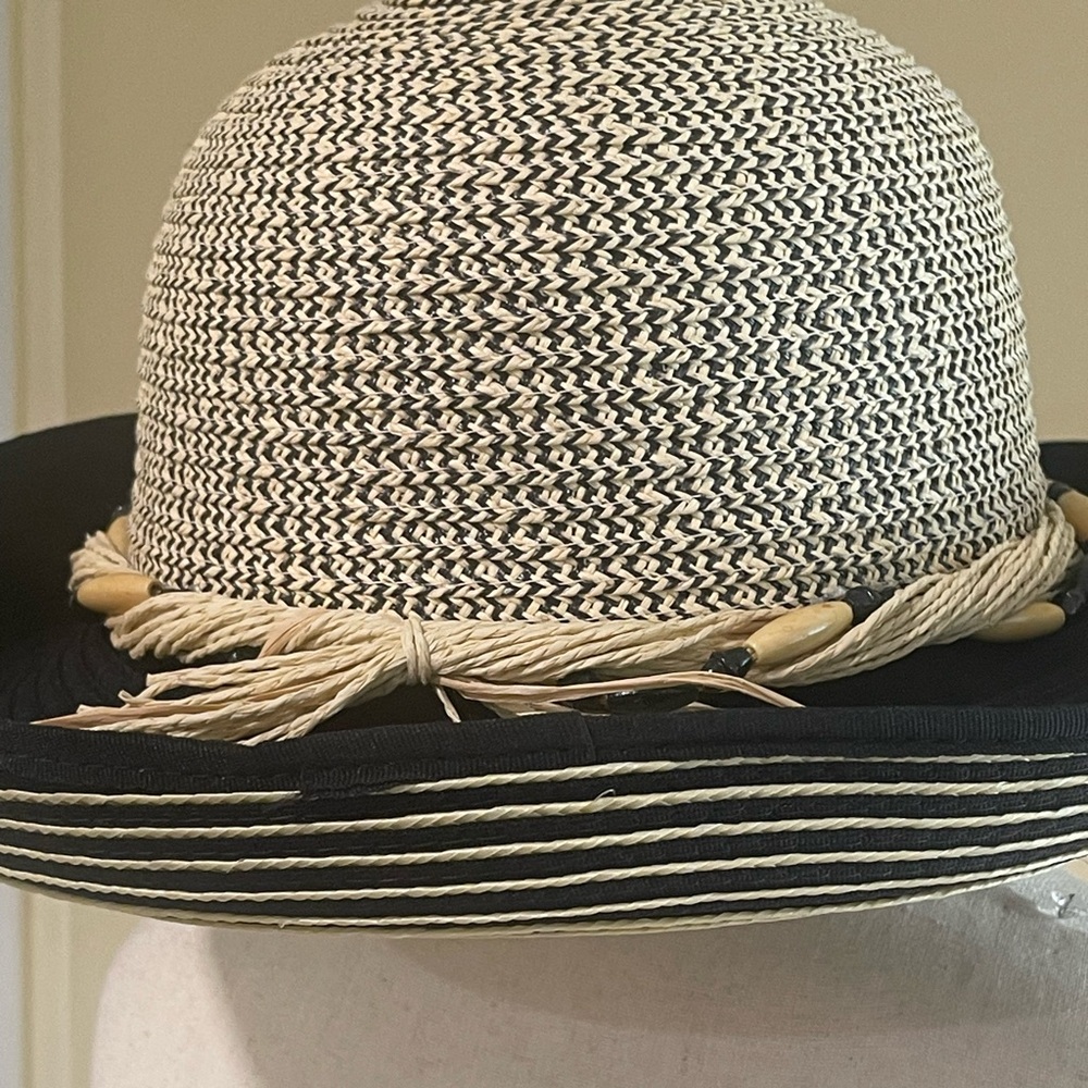 JHats Straw Hat With Beaded Band Kettle Packable Black Tan - Picture 4 of 7